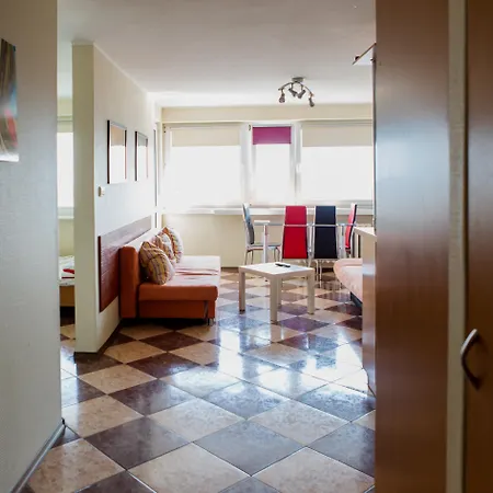 Bonapartments Апартаменты *