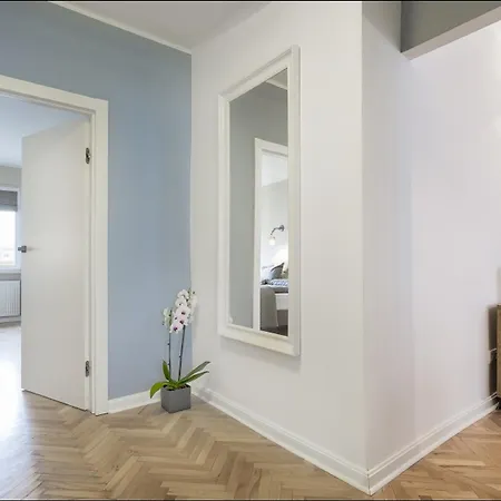 P&o Nowogrodzka Apartment *