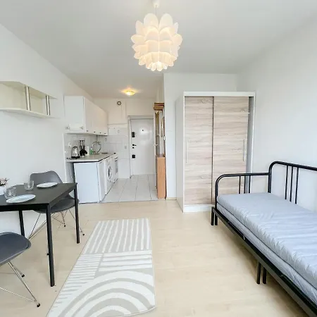Apartament Wifi-good Localisation- Fundamentowa 49/51 M.69