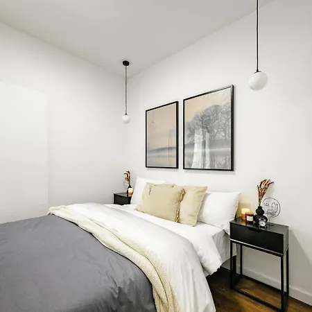 Mieszkanie Z Mini Ogrodkiem Hamak Brazylijski Apartment Warsaw