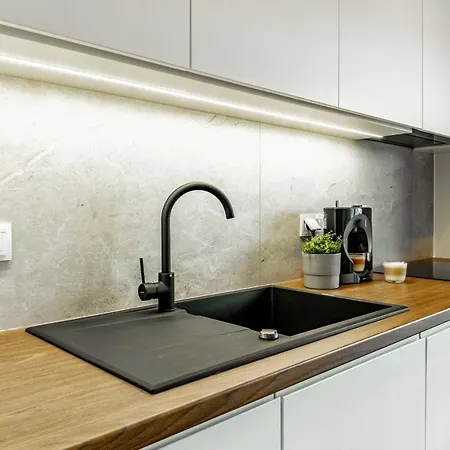 Mieszkanie Z Mini Ogrodkiem Hamak Brazylijski Apartment Warsaw