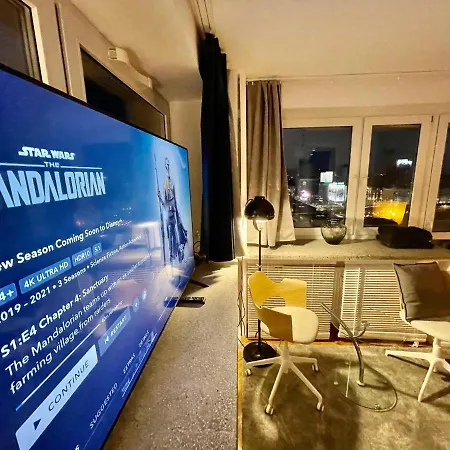 Apartment Super Grey 2 Metro Fast Wifi 65'tv Netflix Hbo Appletv+