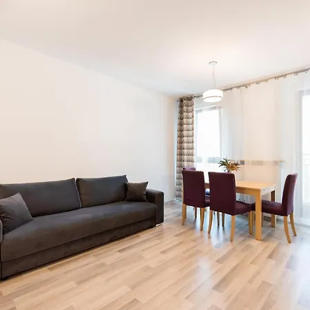 Praga Delightful Apartment Warsaw