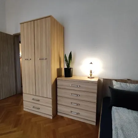 Classic Metro Kabaty Apartament