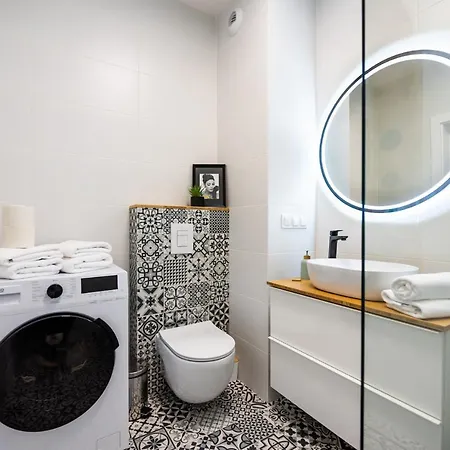 Apartment Metro Targowek Cosy Warsaw