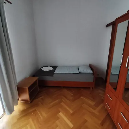 Classic Metro Kabaty Apartament *