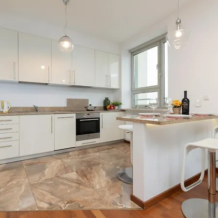 Apartment Slominskiego By Renters