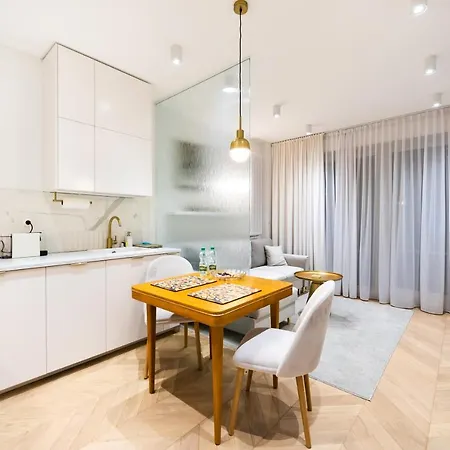 Eko Park Abdank White Apartament