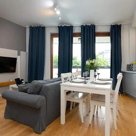 Apartament Modern With Balcony Near Hilton *