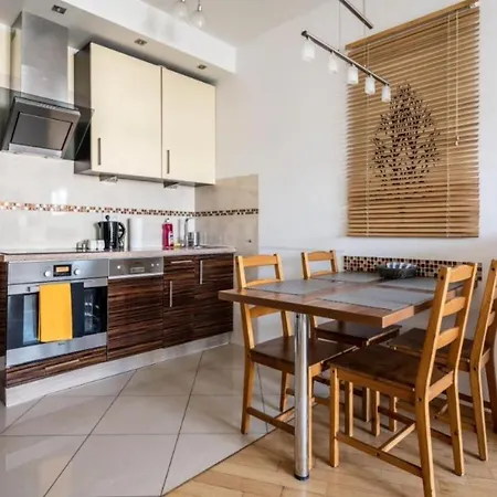 Golden - Big And Bright In Platinum Towers- Browary- Grzyb61a Apartment Warsaw