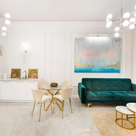 Apartment New Praga Ladies' & Gentlemen's