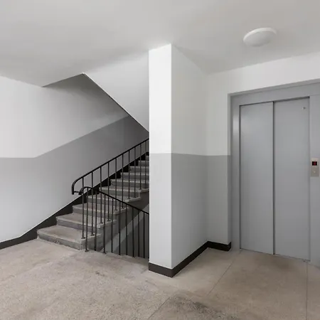 Rent Like - Hoza 38 Apartment