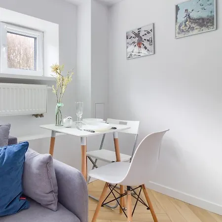 Apartament M&r Apartament Smart&bright Batorego 16, Netflix, Free Wifi, Metro I Park Pole Mokotowskie, Stodola, Self Check-in, 5 Minut Od Centrum *