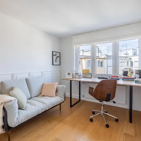 Frascati 1 Top Floor Apartment Warsaw