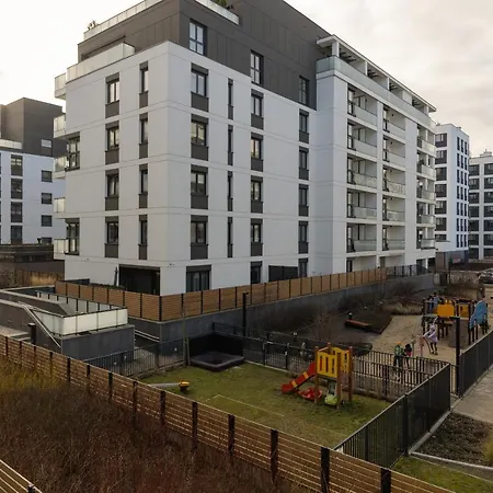 Apartment Spacious Premium Wola By Renters Prestige