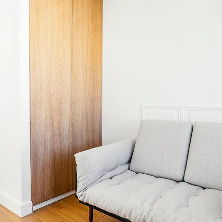 Frascati 1 Top Floor *