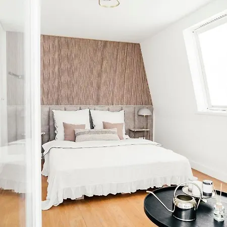 Apartment Frascati 1 Top Floor Warsaw