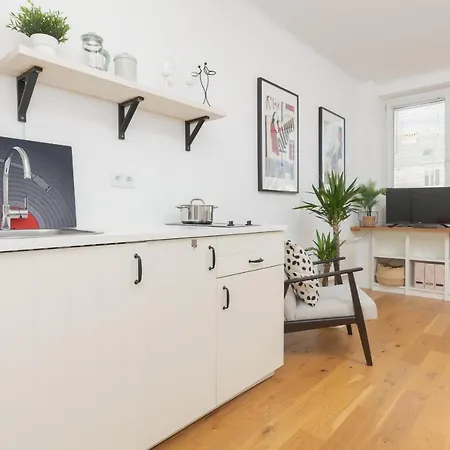 Apartment Ligocka Mokotow By Renters Warsaw