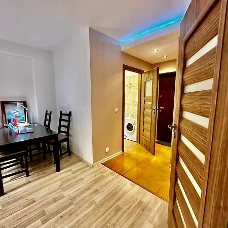 Apartment Decor 3 Metro Fast Wifi 1gbs 80'tv Hbo Appletv