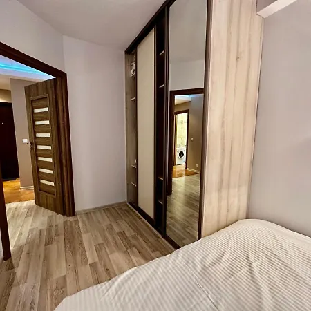 Apartment Decor 3 Metro Fast Wifi 1gbs 80'tv Hbo Appletv *