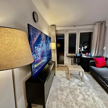 Decor 3 Metro Fast Wifi 1gbs 80'tv Hbo Appletv Apartment *