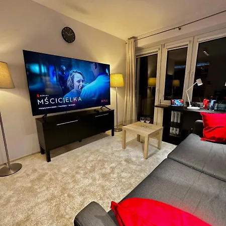 Decor 3 Metro Fast Wifi 1gbs 80'tv Hbo Appletv Apartment Warsaw