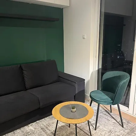 Wola Tower Apartament *