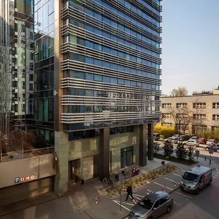 Apartment Golden - Big In Luxury Building Near Metro Station-grzybowska 85-5 Warsaw