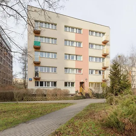Ochota Spacious With Parking By Renters Warszawa