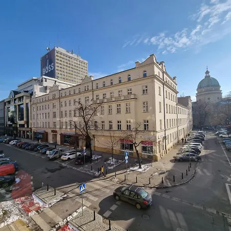 Stylish Close To Zlote Tarasy Warsaw