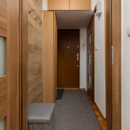 Charming Ludna By Renters Апартаменты *