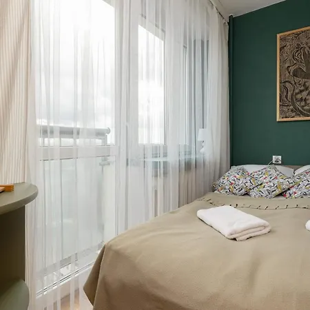 Charming Ludna By Renters * Warszawa
