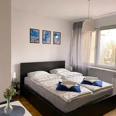 Guest house Twarda 66 W Centrum Warszawy
