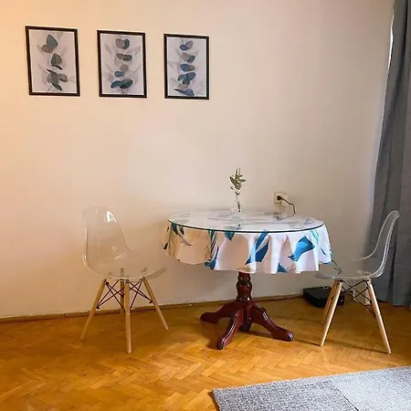 Twarda 66 W Centrum Warszawy Guest house