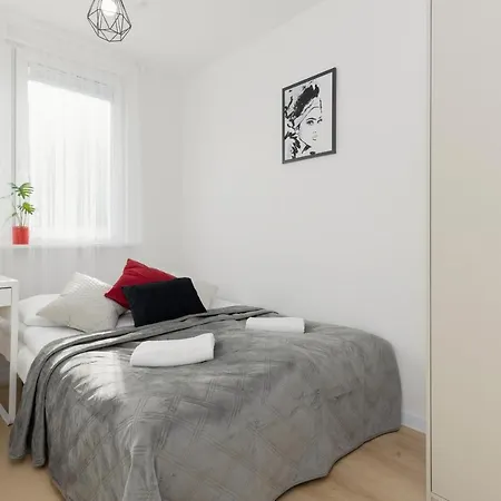 Spacious Suwalska Targowek By Renters