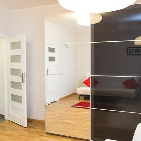 Goodnight Warsaw Apartments - Zurawia 16A