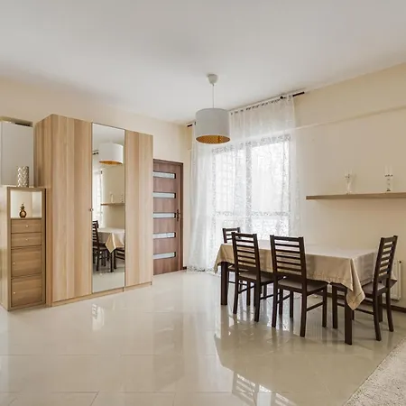 Apartament Wiktoria Wilanow Apartament *