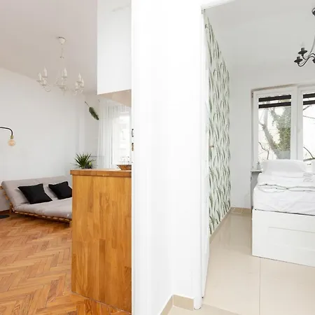 Metro Szwedzka Beautiful Praga By Renters Apartment Warsaw