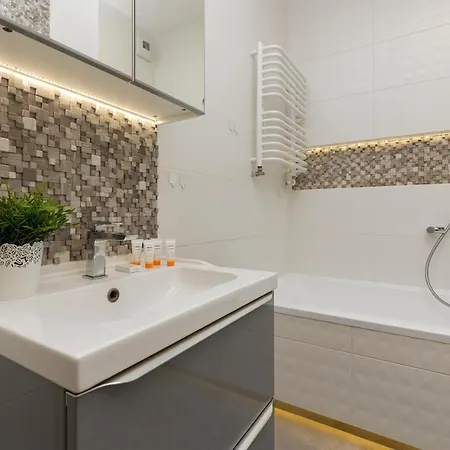 Targowek Pet-friendly With Parking By Renters