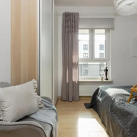 Apartment Targowek Pet-friendly With Parking By Renters Warsaw