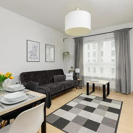 Targowek Pet-friendly With Parking By Renters Apartment