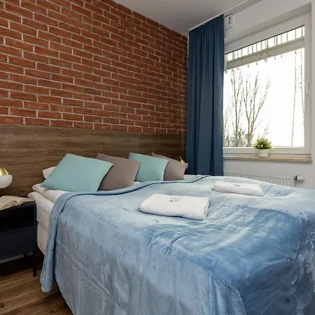 Stacja Wola With Parking By Renters Apartment