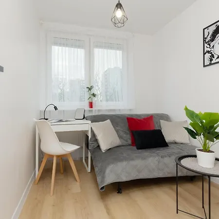 Apartment Spacious Suwalska Targowek By Renters Warsaw