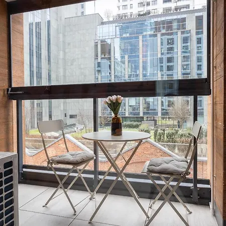 Golden - Big In Luxury Building Near Metro Station-grzybowska 85-5 Apartment Warsaw