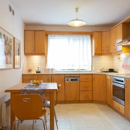 Monicasa Szczesliwice Apartment *