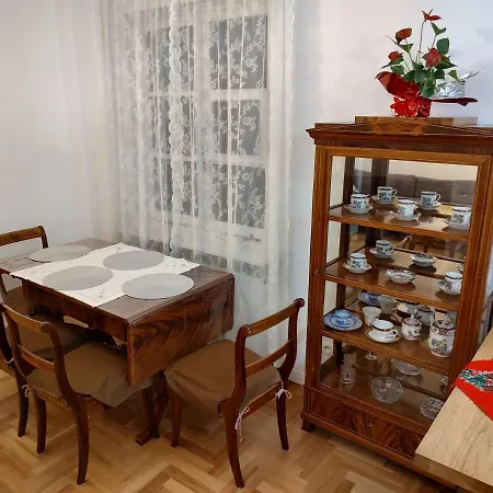 Appartement Apartament Przy Starym Miescie Warschau