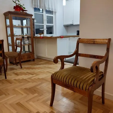 Appartement Apartament Przy Starym Miescie Warschau