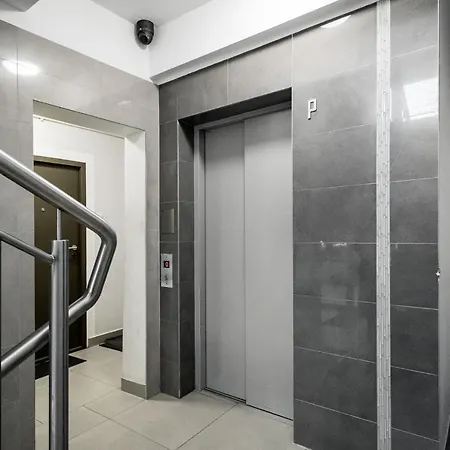 Ks Powisle Apartment Warsaw