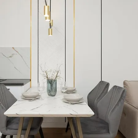 Apartment Luxury With Air-conditioning Guminska By Renters Prestige