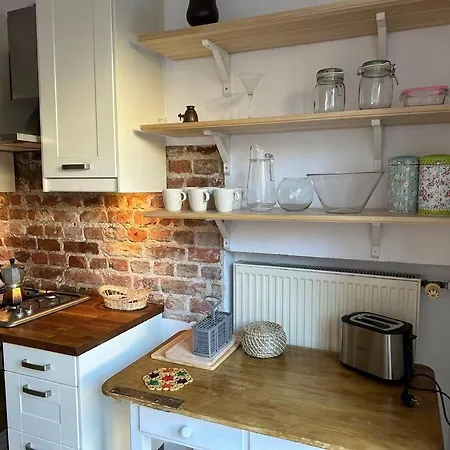 Apartament Stary Mokotow, Z Ogrodkiem *